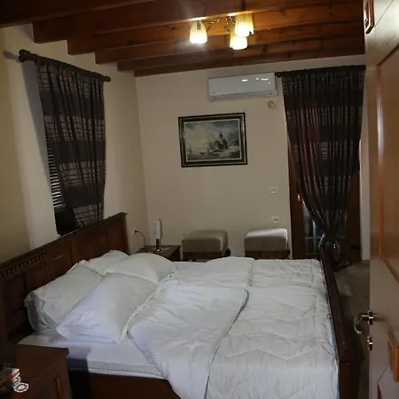 Alket Hotel