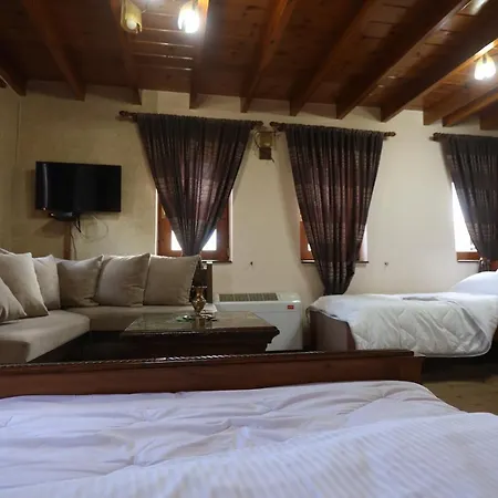 Alket Hotel *