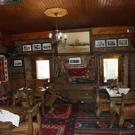 Alket Hotel *