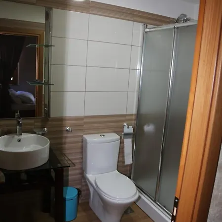 Alket Hotel